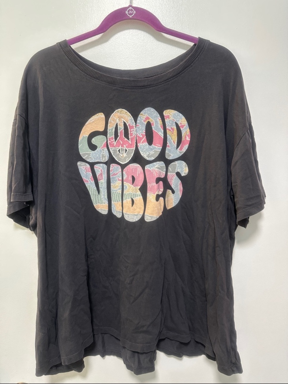 Women’s short sleeve shirt size 2